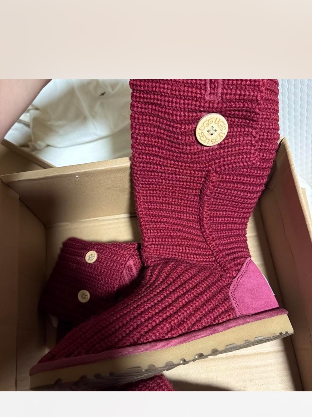 UGG woman Knit Button-Accent Boots in Burgundy